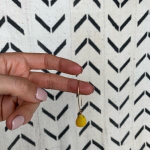 Gold Drop Earring with Yellow tear stones.